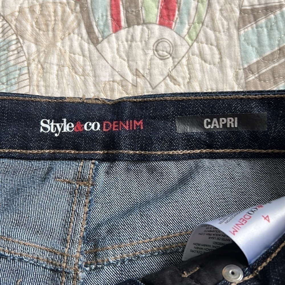 Style & Co. Denim, Dark Blue, Capri Jeans Size 4 NWOT - Picture 11 of 13